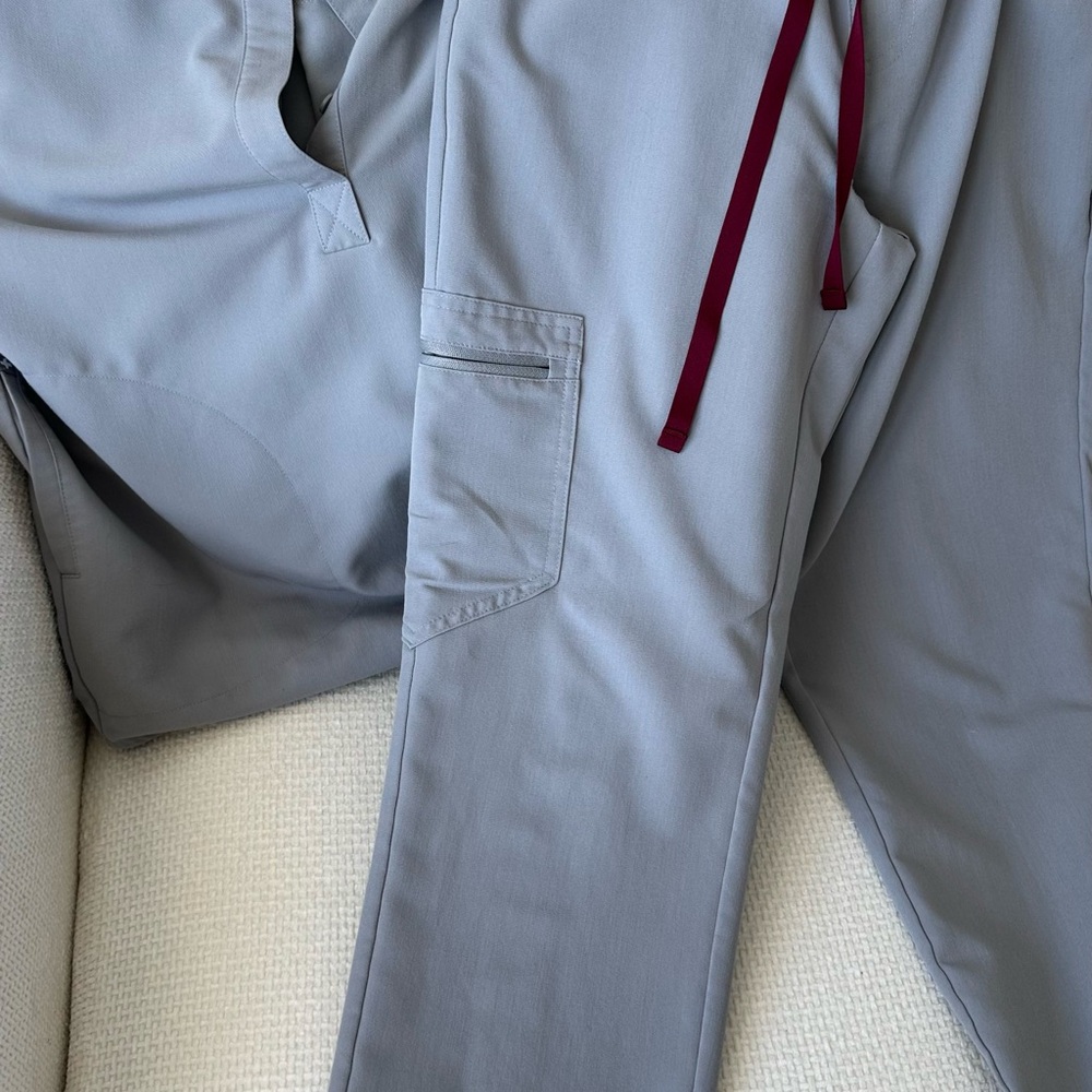 Gray women’s scrub set, FIGS